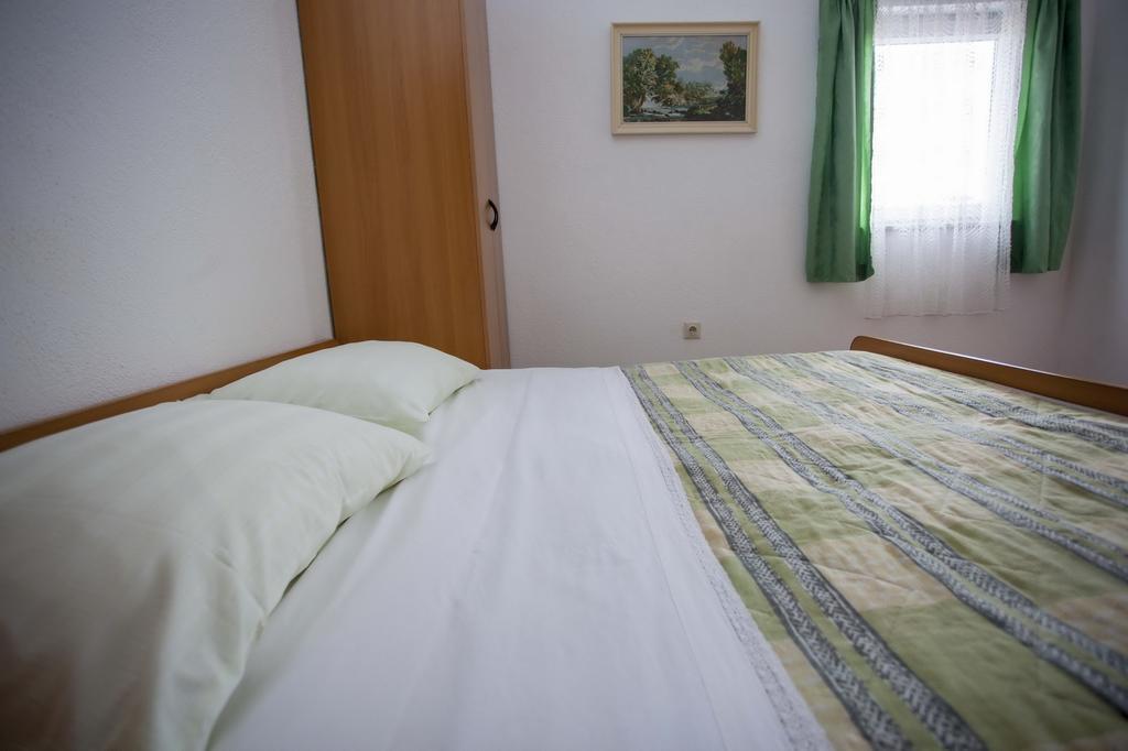 Apartments Dino Makarska Exterior foto