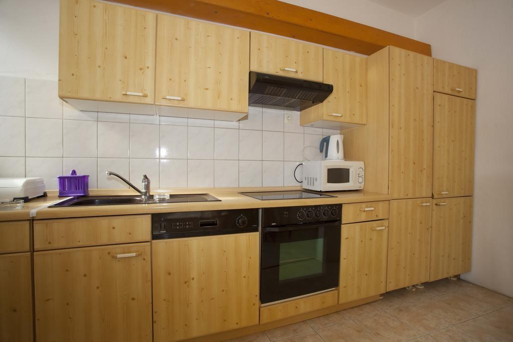 Apartments Dino Makarska Exterior foto