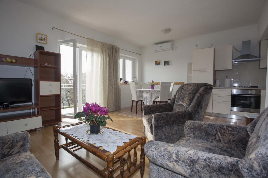 Apartments Dino Makarska Exterior foto